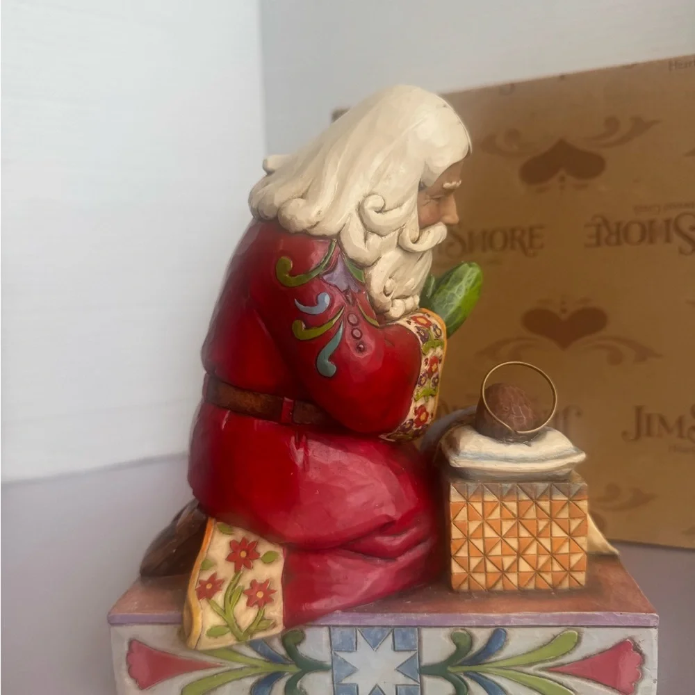 Jim Shore Heartwood Creek Santa with Baby Jesus Statue - Picture 4 of 10